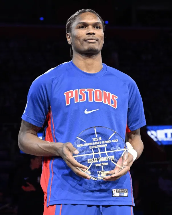防守悍将！活塞官方：恭喜奥萨尔当选东部月度最佳防守球员